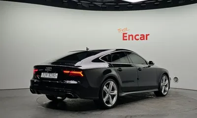 Audi RS7 2014, 184653 км, за 17001.44 USD