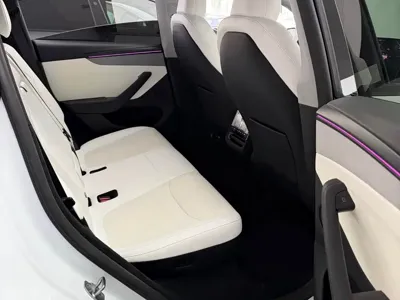 Tesla Model Y 2025, 29000 км, за 32077.07 USD - фото 8