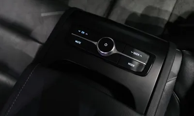 Hyundai Grandeur 2018, 111118 км, за 8861.76 USD - фото 30