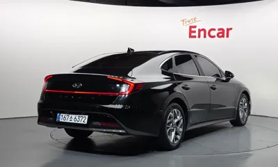 Hyundai Sonata 2020, 93916 км, за 10408.54 USD