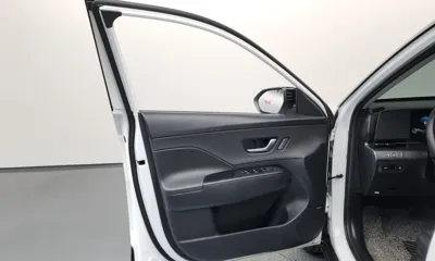 Hyundai Kona 2023, 42508 км, за 16018.75 USD - фото 24