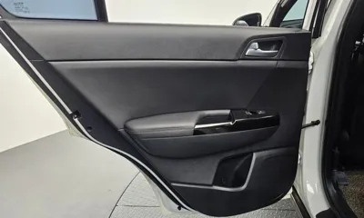 Kia Sportage 2019, 152855 км, за 9116.36 USD - фото 25