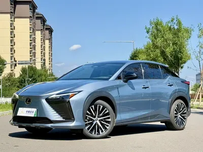 Lexus RZ · 2023 год