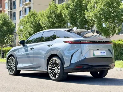 Lexus RZ 2023, 21300 км, за 23248.52 USD - фото 32