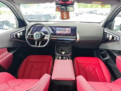 BMW X3 2025, 9800 км, за 38350.47 USD - фото 14