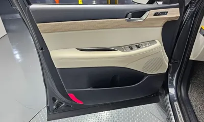 Hyundai Palisade 2019, 128054 км, за 14637.02 USD - фото 24