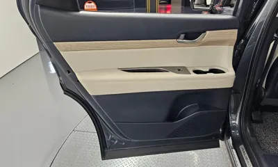 Hyundai Palisade 2019, 128054 км, за 14637.02 USD - фото 25