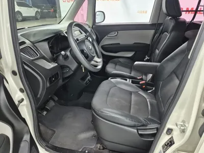 Kia Ray 2018, 110000 км, за 3807.27 USD - фото 8
