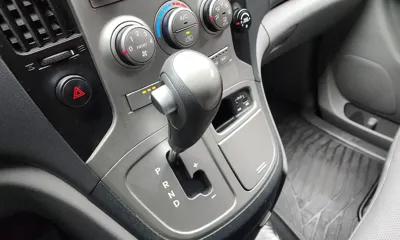 Hyundai Starex 2015, 153431 км, за 5629.13 USD - фото 9