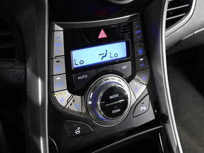 Hyundai Avante 2013, 196937 км, за 2148.86 USD - фото 9