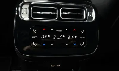 Mercedes-Benz S-Class 2023, 8654 км, за 69309.54 USD - фото 18