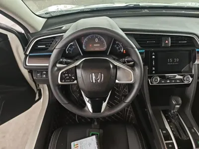 Honda Civic 2020, 54700 км, за 9768.42 USD - фото 11