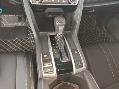 Honda Civic 2020, 54700 км, за 9768.42 USD - фото 14