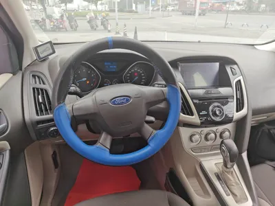 Ford Focus 2012, 120800 км, за 5032 USD - фото 15