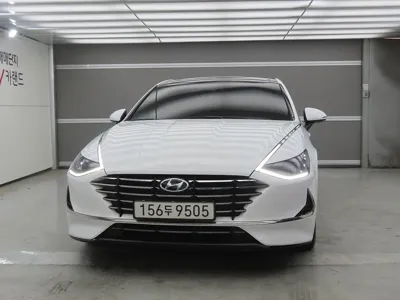 Hyundai Sonata 2020, 77750 км, за 10589.61 USD