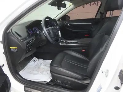 Hyundai Sonata 2020, 77750 км, за 10589.61 USD