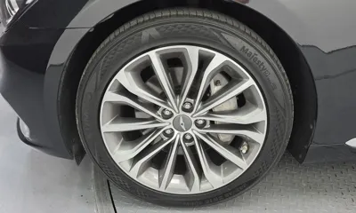 Hyundai Genesis 2014, 182402 км, за 5665.17 USD