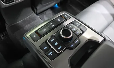 Hyundai Genesis 2014, 182402 км, за 5665.17 USD - фото 19