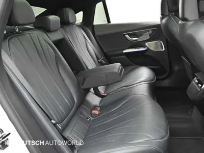 Mercedes-Benz EQE 2022, 52290 км, за 35063.78 USD - фото 12