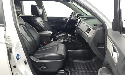 KG_Mobility_Ssangyong Rexton 2019, 84104 км, за 10774.73 USD - фото 25