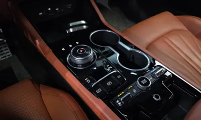 Kia K5 2024, 17167 км, за 19537.47 USD - фото 9