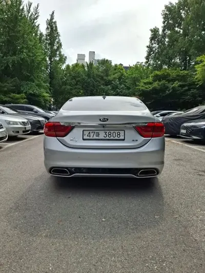 Kia K9 2013, 186000 км, за 3380.35 USD