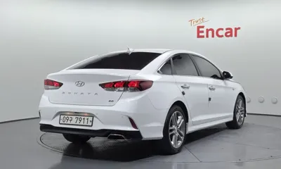 Hyundai Sonata 2018, 54579 км, за 8861.76 USD