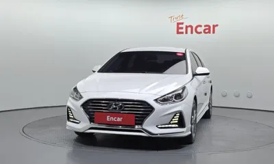 Hyundai Sonata 2018, 54579 км, за 8861.76 USD