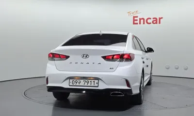 Hyundai Sonata 2018, 54579 км, за 8861.76 USD