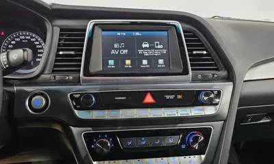 Hyundai Sonata 2018, 54579 км, за 8861.76 USD - фото 13