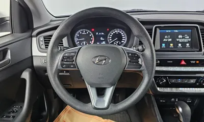 Hyundai Sonata 2018, 54579 км, за 8861.76 USD - фото 14
