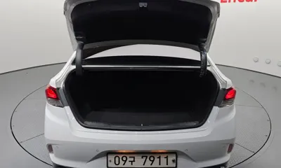 Hyundai Sonata 2018, 54579 км, за 8861.76 USD - фото 16