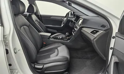 Hyundai Sonata 2018, 54579 км, за 8861.76 USD - фото 26