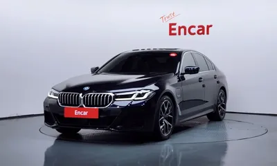 BMW 5-Series · 2022 год