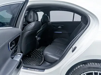 Mercedes-Benz C-Class 2026, 27500 км, за 29291.7 USD - фото 13