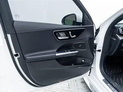 Mercedes-Benz C-Class 2026, 27500 км, за 29291.7 USD - фото 19