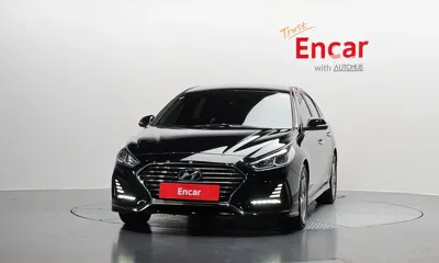 Hyundai Sonata 2018, 79389 км, за 7670.8 USD