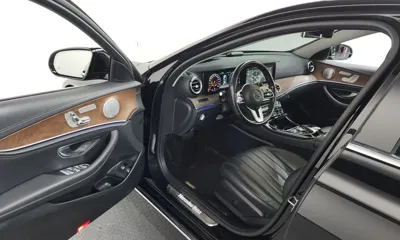 Mercedes-Benz E-Class 2019, 127489 км, за 16114.18 USD - фото 10