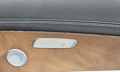 Mercedes-Benz E-Class 2019, 127489 км, за 16114.18 USD - фото 19