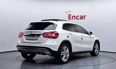 Mercedes-Benz GLA-Class 2015, 128752 км, за 6475.06 USD