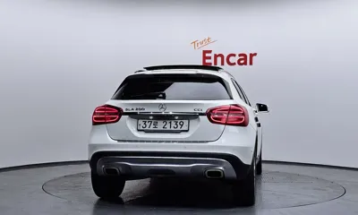 Mercedes-Benz GLA-Class 2015, 128752 км, за 6475.06 USD