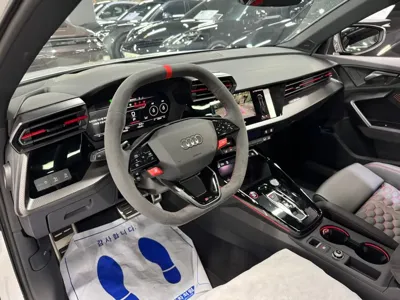 Audi RS3 2025, 58 км, за 55255.78 USD