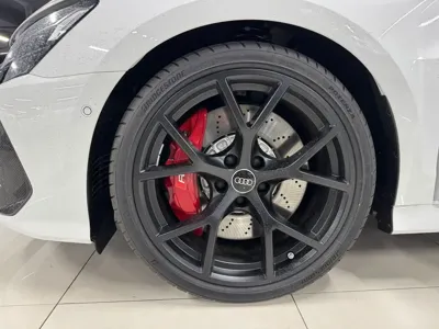 Audi RS3 2025, 58 км, за 55255.78 USD - фото 15