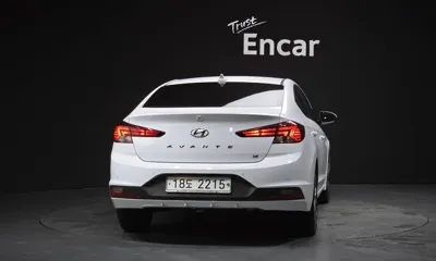 Hyundai Avante 2019, 152267 км, за 5389.06 USD