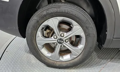 Kia Seltos 2020, 51311 км, за 12151.86 USD