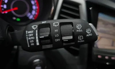 KG_Mobility_Ssangyong TIBOLI 2019, 42238 км, за 7806.41 USD - фото 28