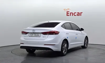 Hyundai Avante 2016, 138198 км, за 4529.34 USD