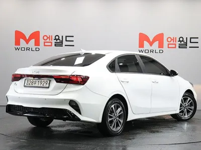 Kia K3 2022, 106435 км, за 7680.19 USD