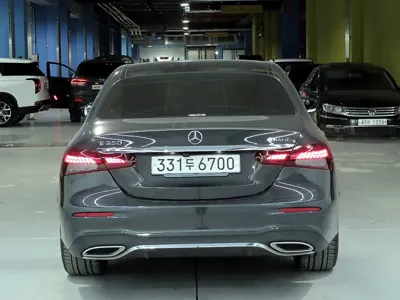 Mercedes-Benz E-Class 2021, 59000 км, за 27192.32 USD