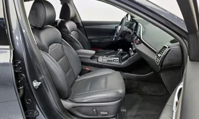 Hyundai Grandeur 2018, 172846 км, за 8473.46 USD - фото 11